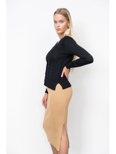 AMBER black cardigan with braids