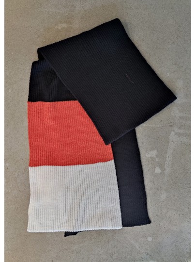 Harryet merino wool orange scarf