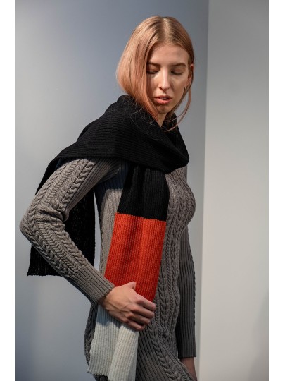 Harryet merino wool orange scarf